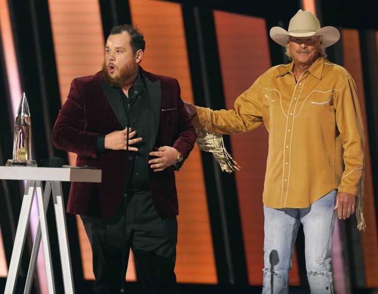 Luke Combs