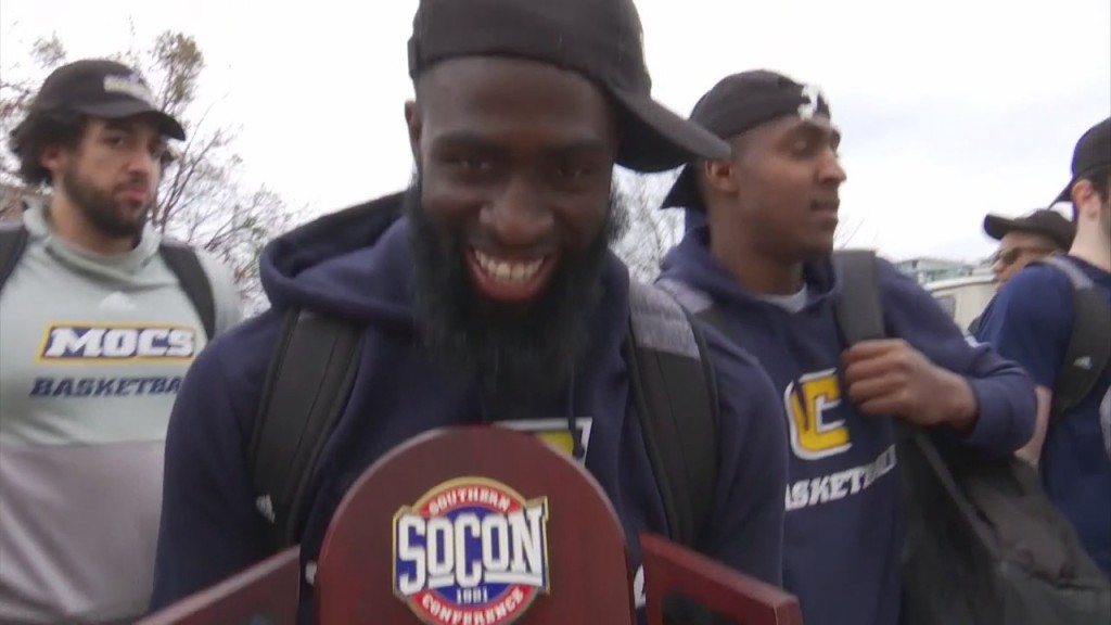 Mocs Fans Welcome Home Socon Champs