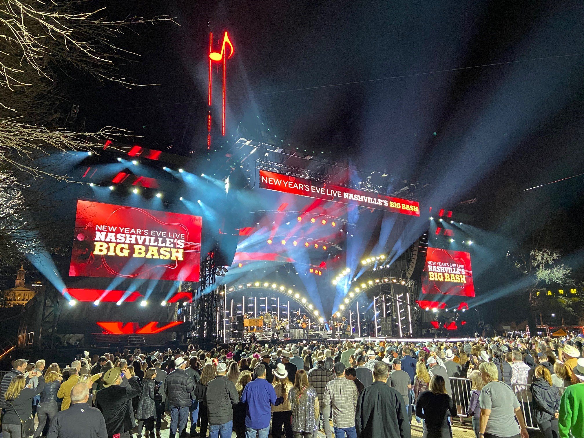 Nashville Star-Studded NYE Bash Draws Record Crowd - WDEF