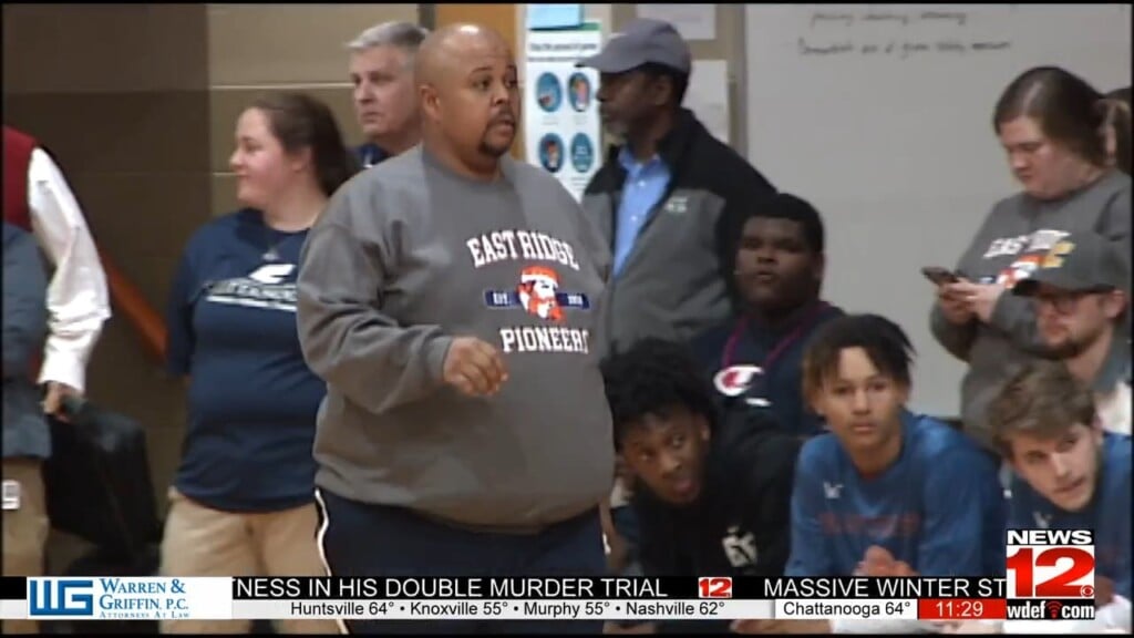 Central Defeats East Ridge For District Championshipi