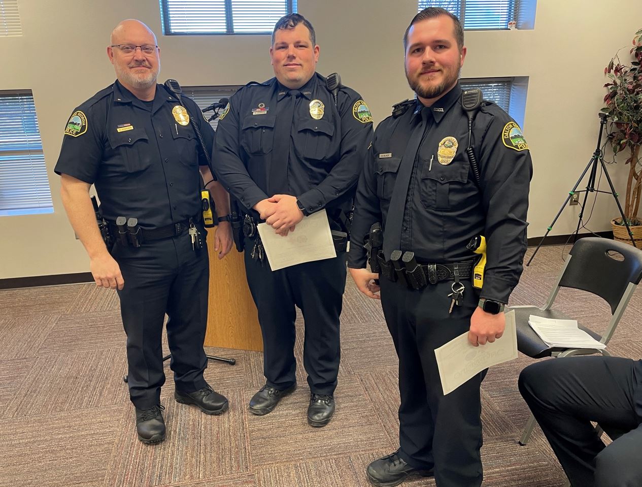 Dalton officers presented with life-saving award - WDEF