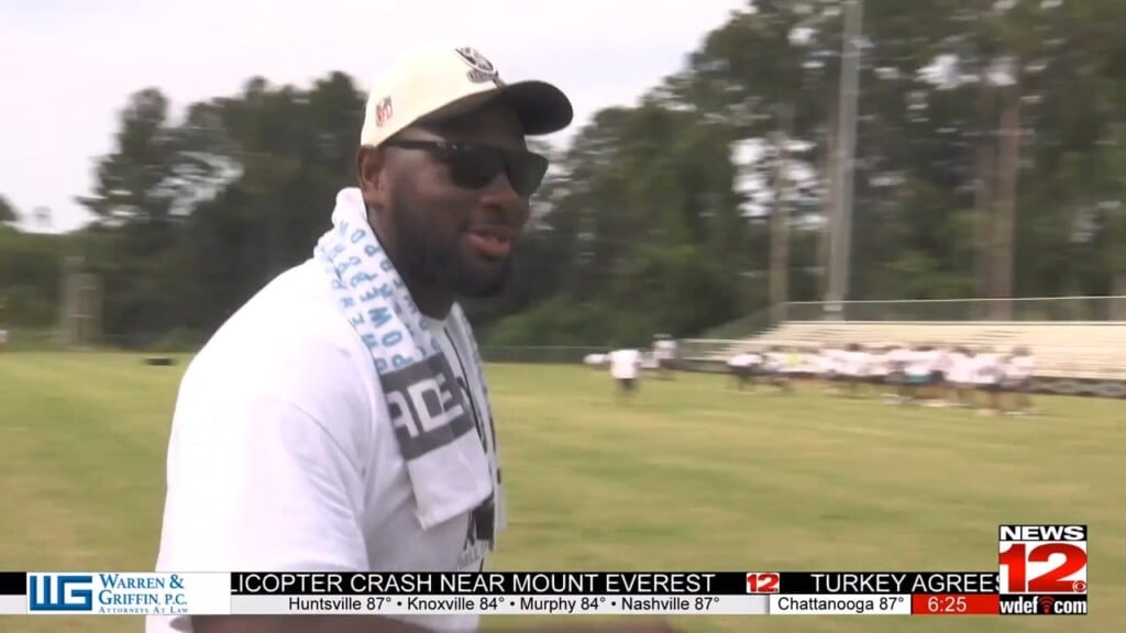 New Las Vegas Raider Mcclendon Curtis Returns To Central To Host Kids Clinic