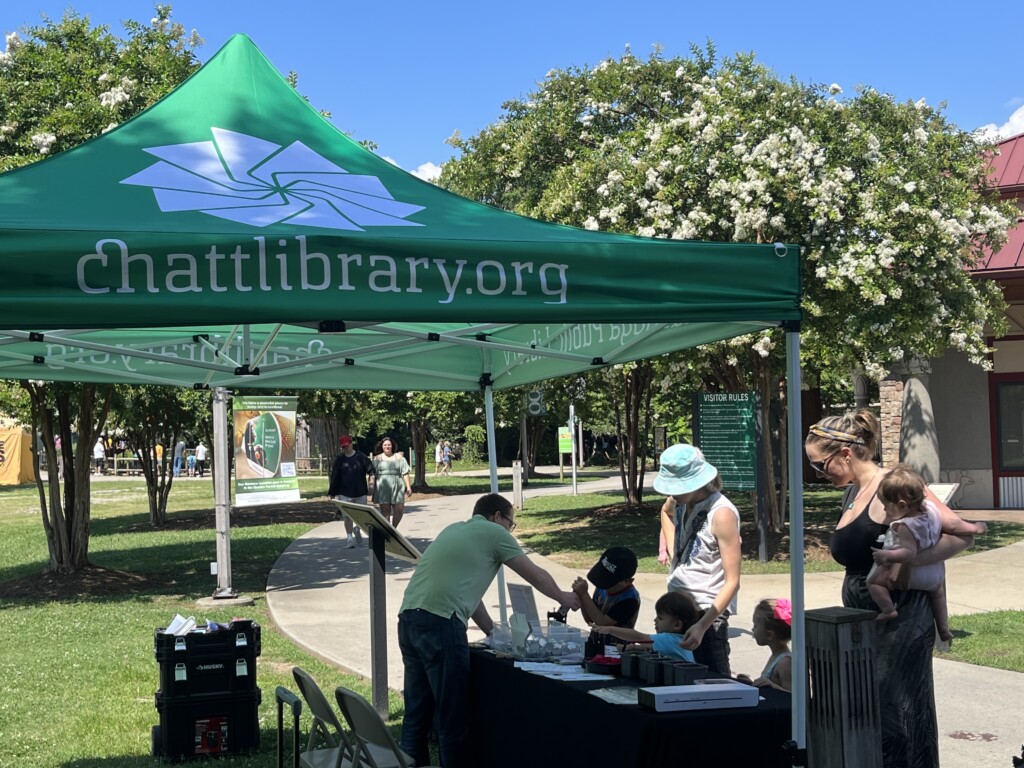 Chattanooga Public Library and Chattanooga Zoo