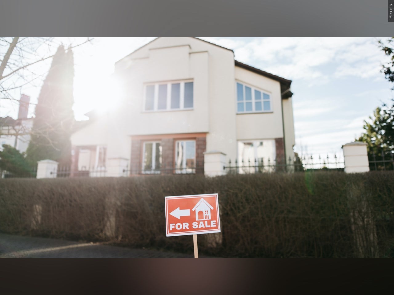 wdef.com - CBS News - Iran war hits housing market as mortgage rates rise to 6% on inflation fears