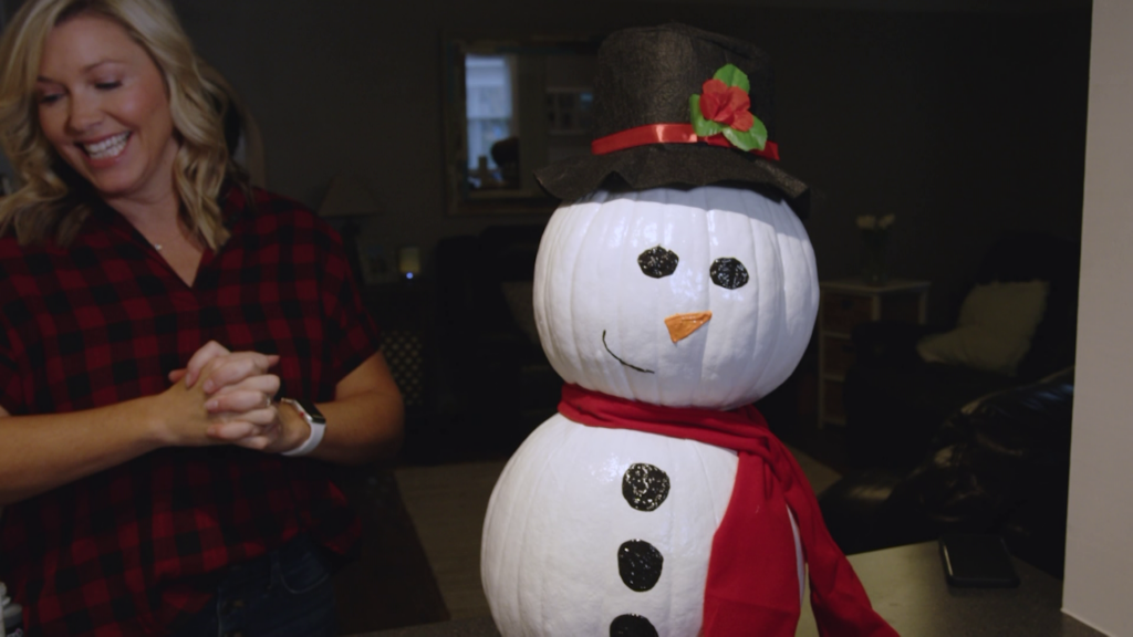 Mom To Mom Snowman Pumpkin