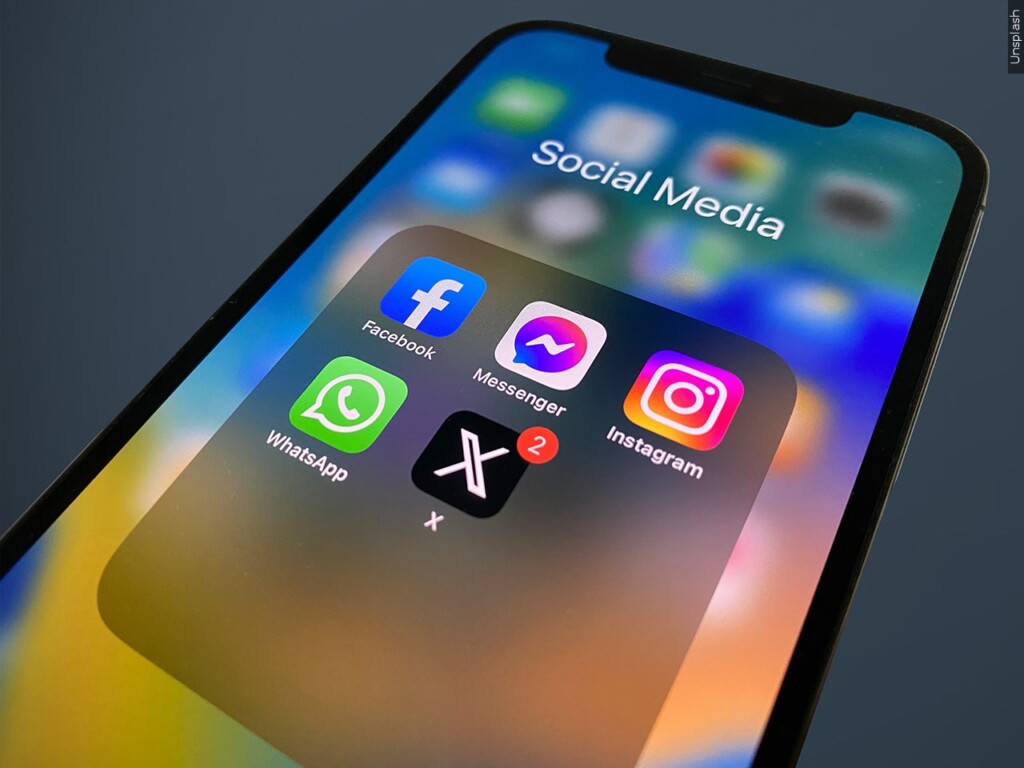 social media apps on a phone