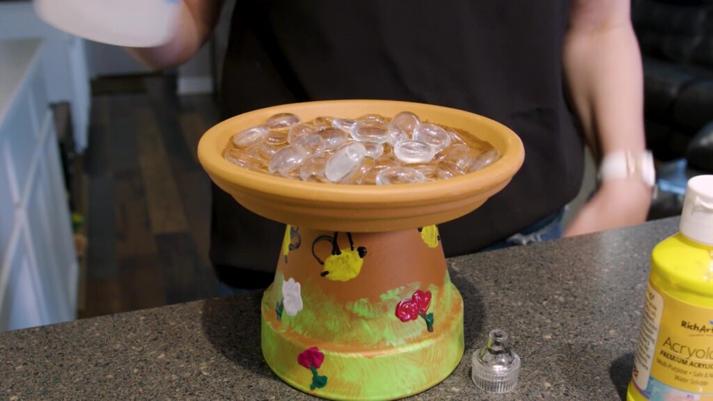 Mom To Mom Bee Bath