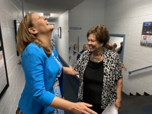 Amy And Doris Laugh Mdunne