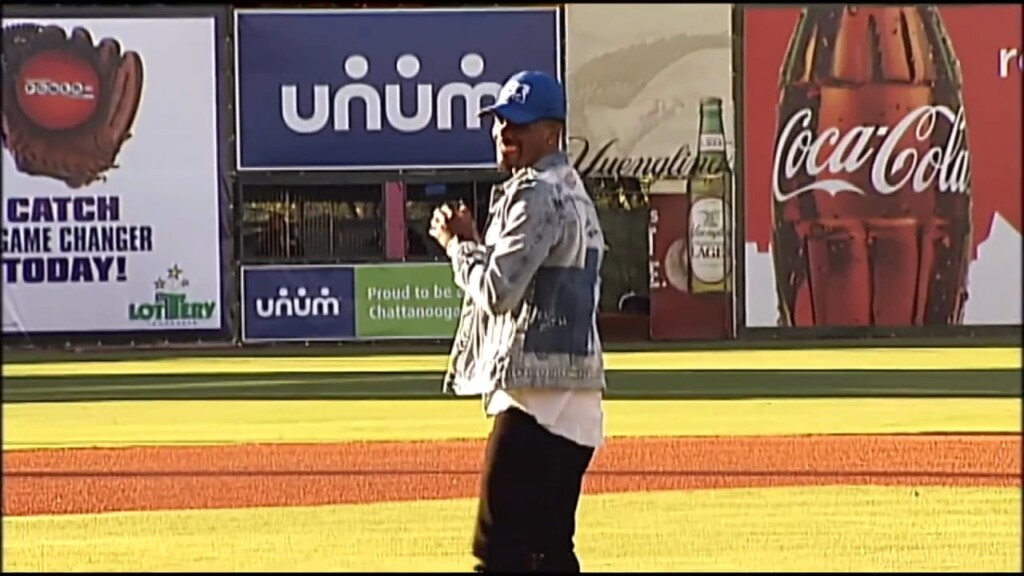 Good Times (and A Few Bad Throws) Highlight Ceremonial First Pitches For Chattanooga Lookouts