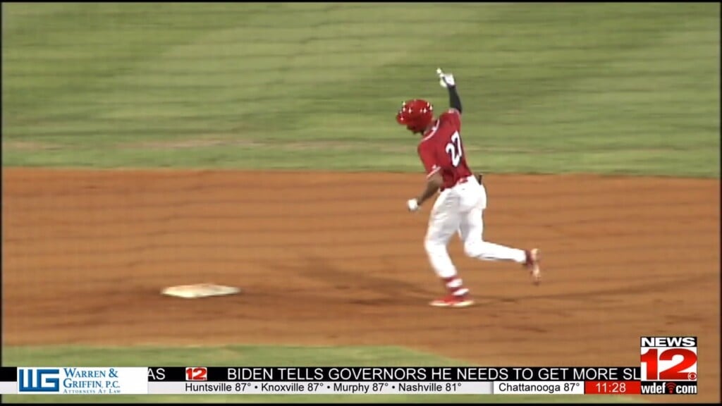 Smokies Topple The Lookouts 6 2 On The Fourth