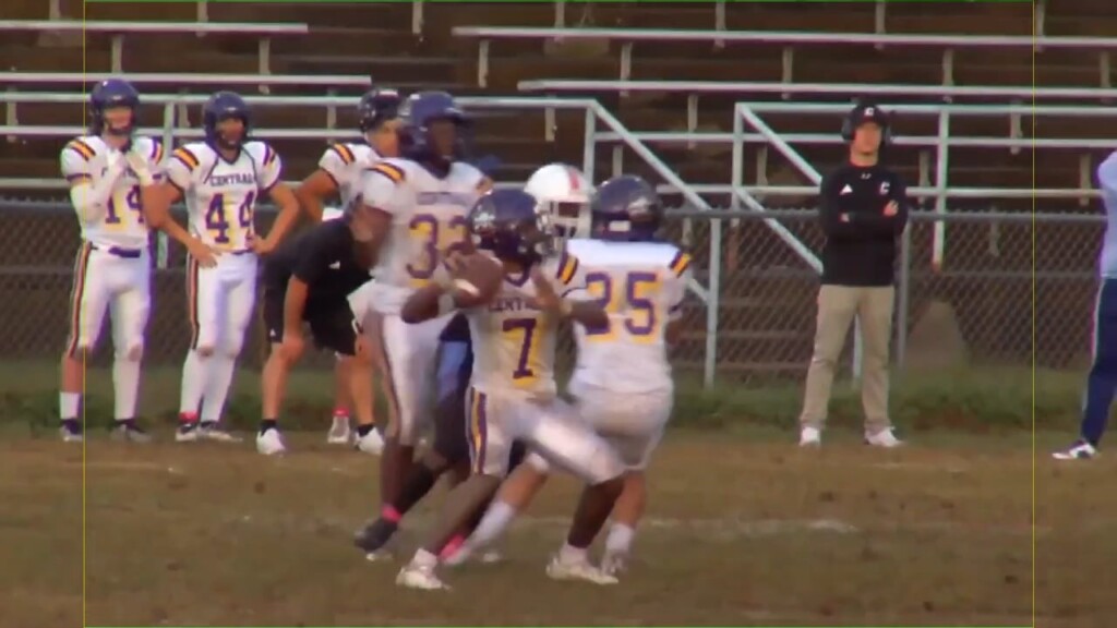 Central Returns "the Best Weapon In The State"