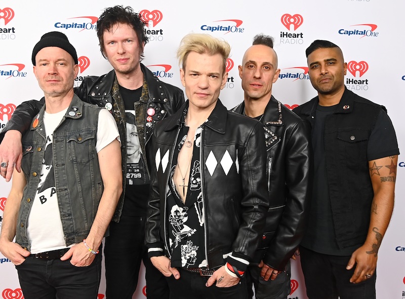 Sum 41’s Deryck Whibley Dispels Rumors He Is Joining Linkin Park, Plans Book Tour