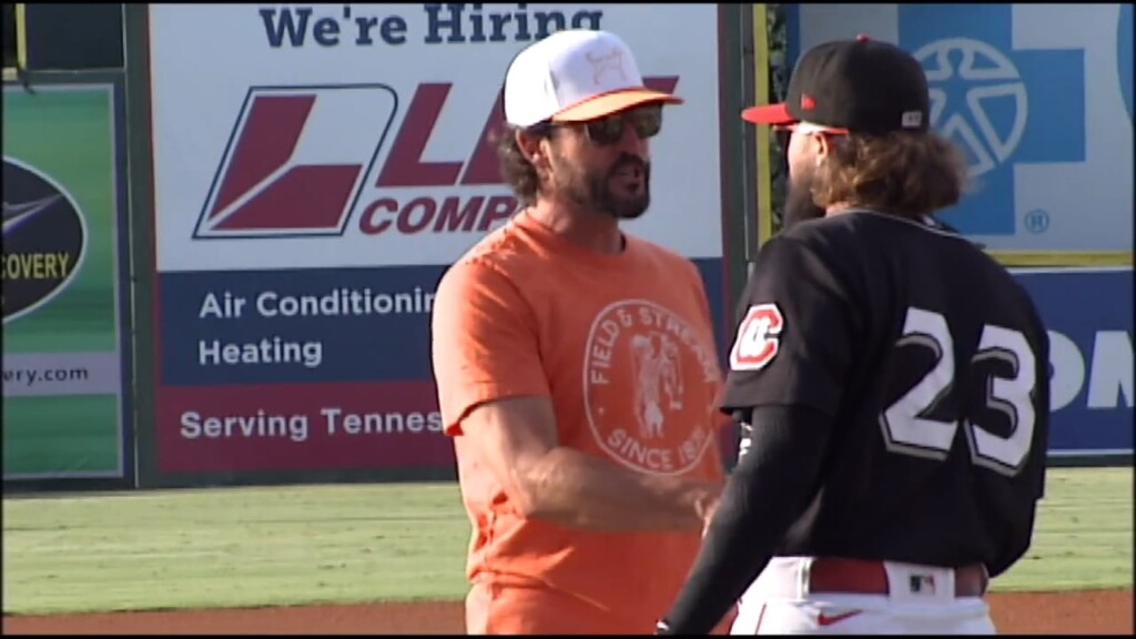 Tony Vitello And Christian Moore Turn Lookouts At&t Field Into Rocky Top South