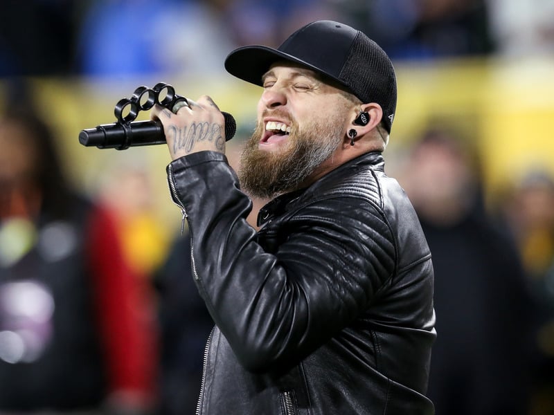 Brantley Gilbert Leaves Mid Show To Assist Wife Giving Birth On Tour Bus