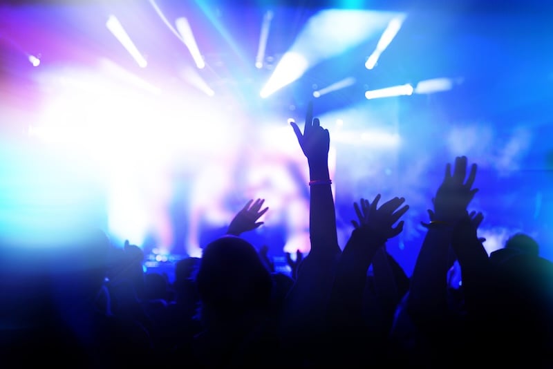The Pretenders Ask Diehard Fans Who Repeatedly Stand In Front Row To Give Local Fans A Chance