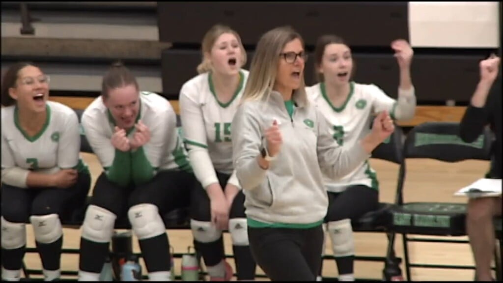 East Hamilton Beats Riverdale 3 0 To Advance To State