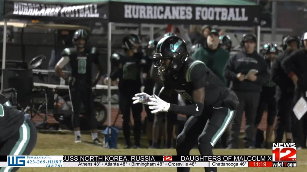 East Hamilton Beats Lenoir City 24 6