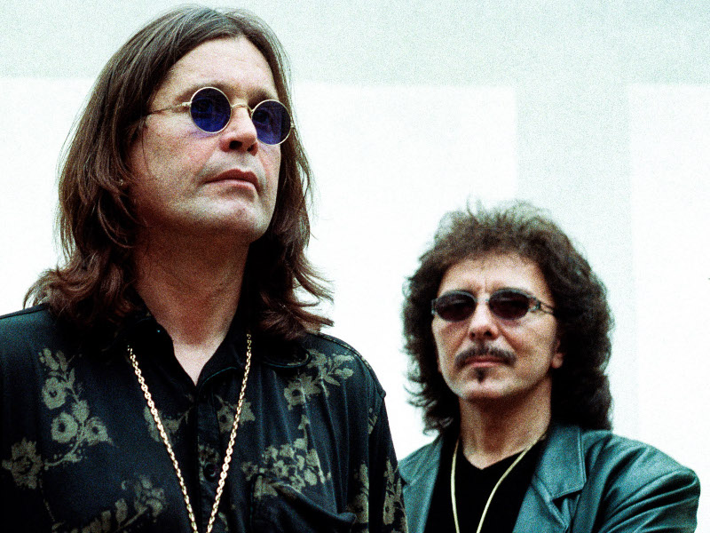 Black Sabbath’s Tony Iommi Says Hard Rock Cafe Won’t Give His Cherished Guitar Back