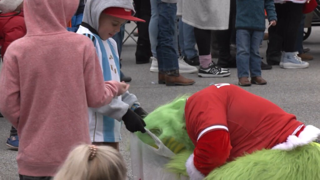 Collegedale Christmas Parade Brings Festive Cheer