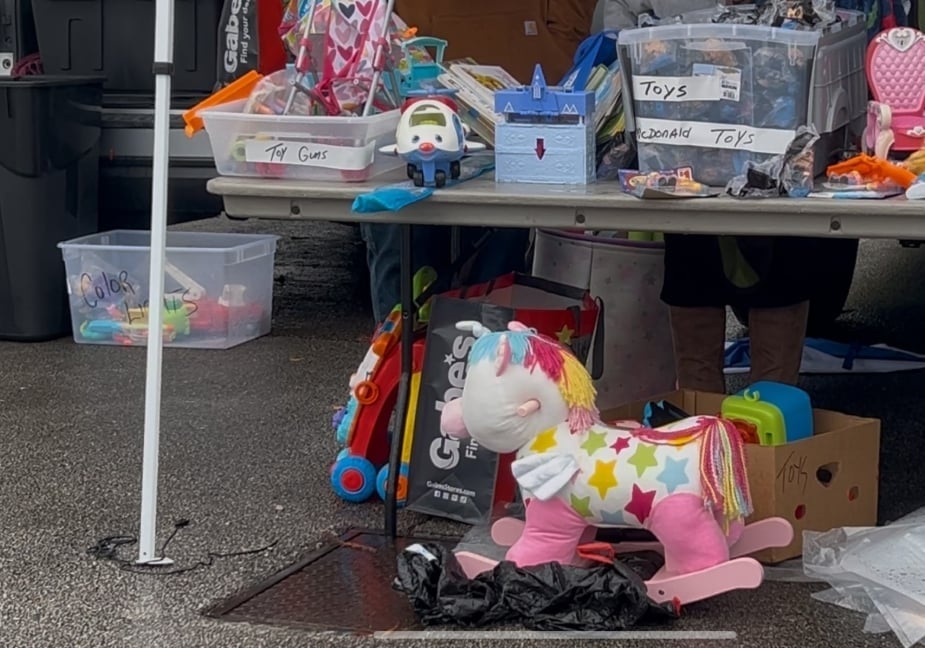 Pawpaw’s Homeless Ministry's First Miracle On 11th Street Event