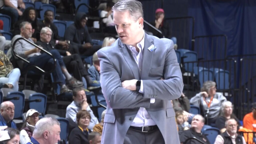 Mocs Rally Against Mercer