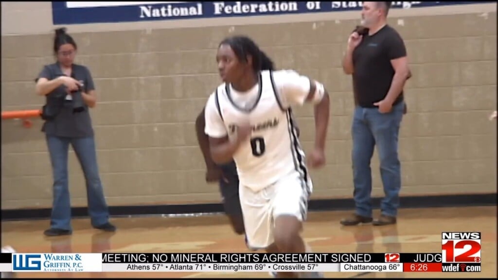 East Ridge Celebrates Rare District Tournament Championship