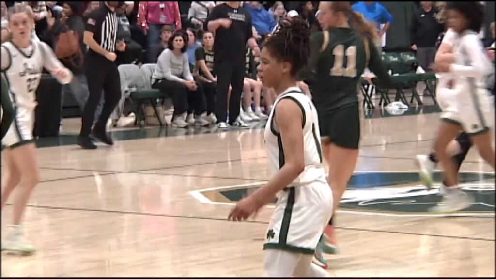 Notre Dame Wins District Tournament Over Silverdale