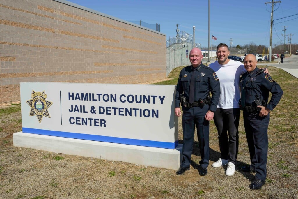 Tim Tebow With Sheriff Austin Garrett