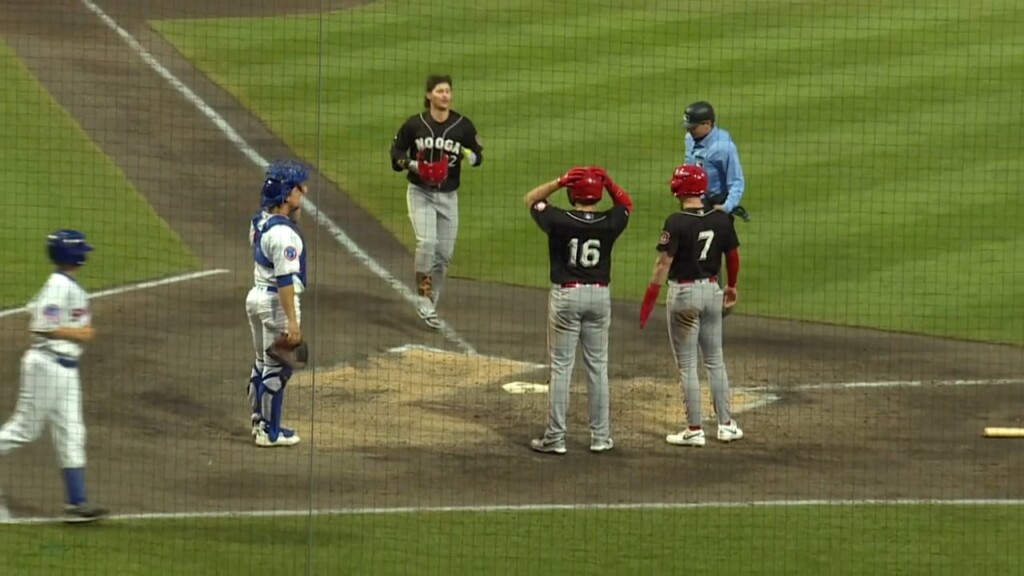 Lookouts Punish The Smokies 12 1