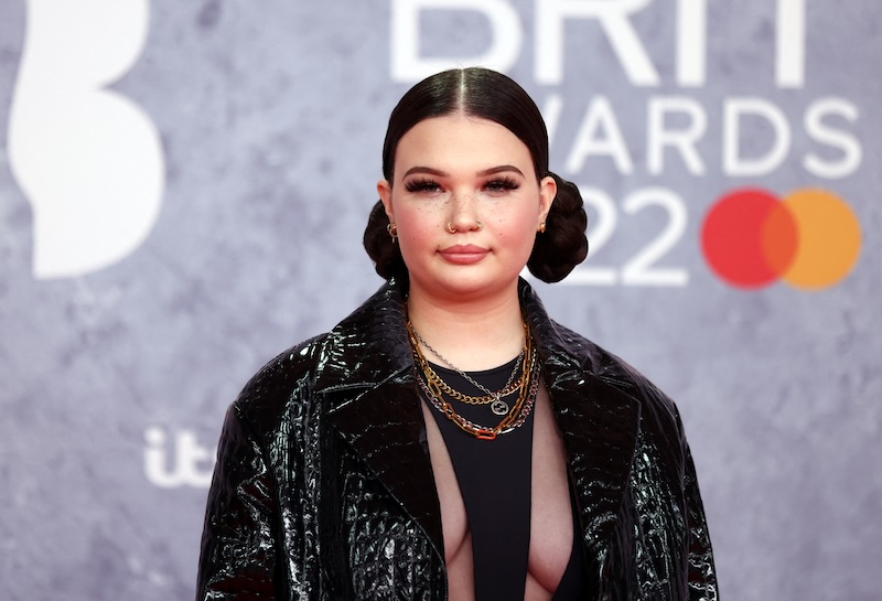 Lola Young Announces Fall 2025 North American Tour