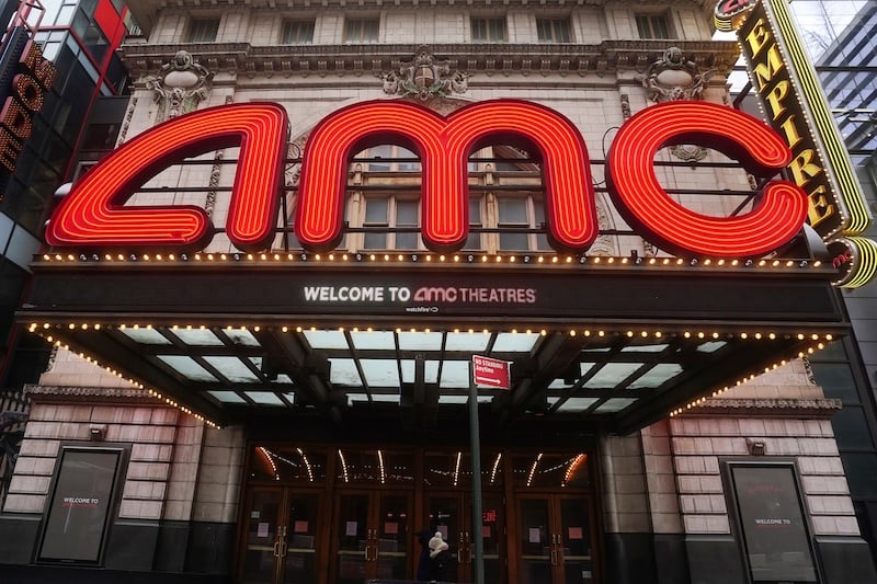 Amc Theatres To Introduce Pre Movie Commercials Alongside Trailers