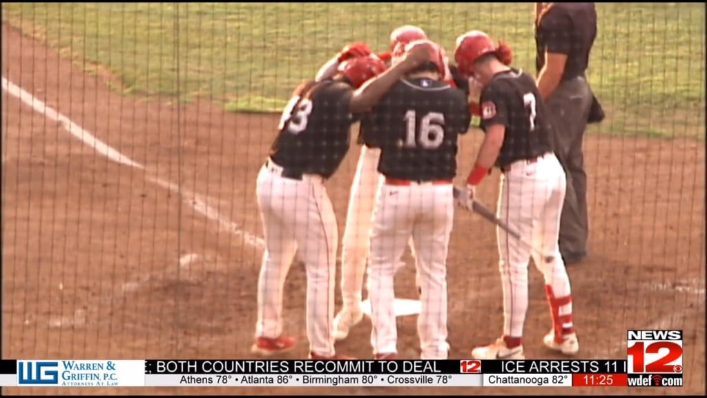 Lookouts Squander Six Run Lead And Fall 9 8 To Pensacola