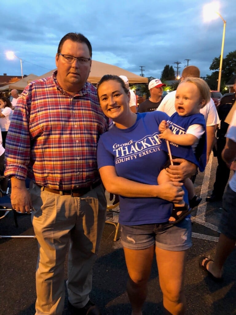 Thacker With Daughter And Grandchild 2