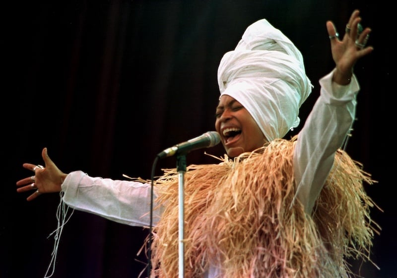 Erykah Badu Announces 25th Anniversary Tour For ‘mama’s Gun’