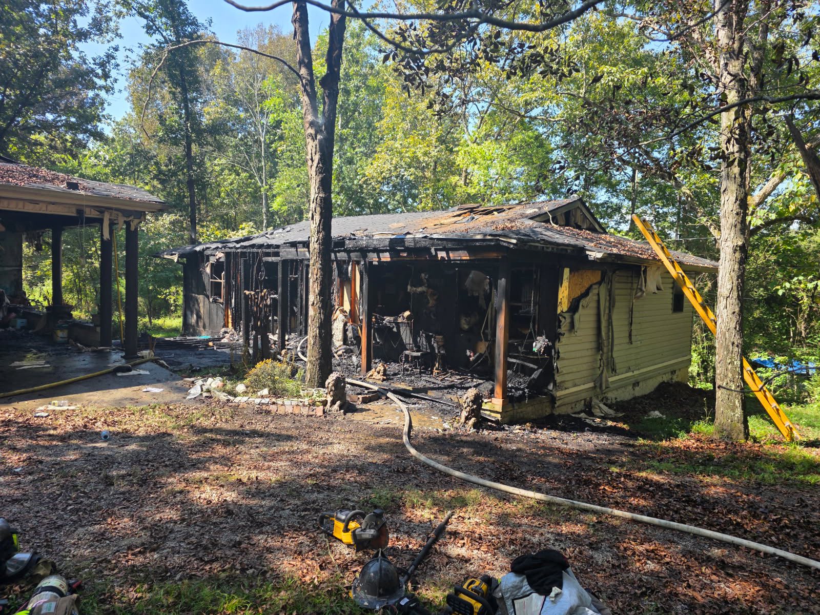One dead after Dade County house fire - WDEF