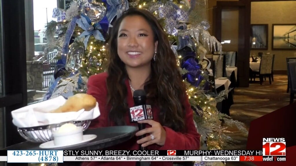 Workers Say Kindness Is The Secret Ingredient To Enjoying The Holiday Rush