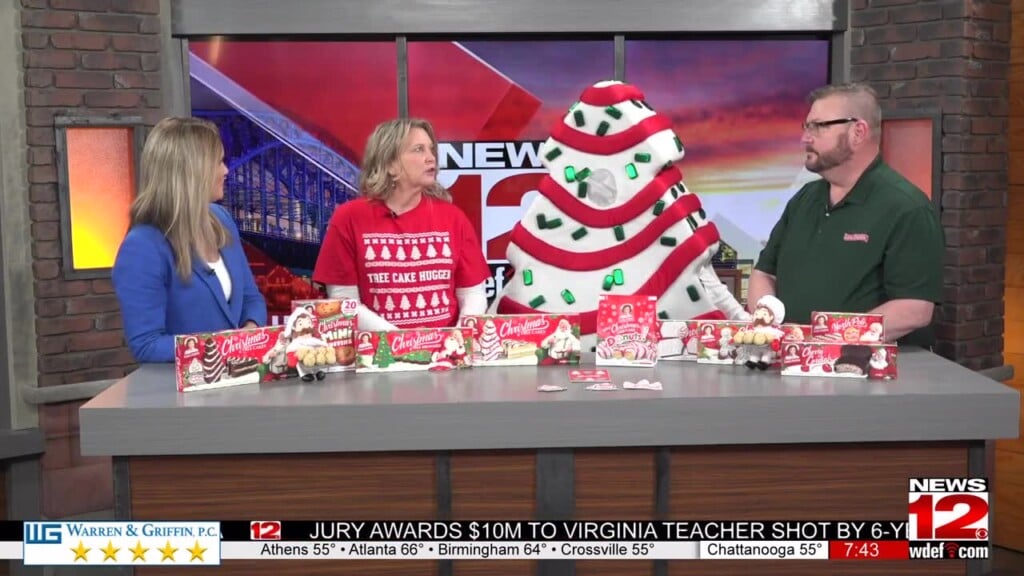 Mckee Foods Joins Us At Prime News At 7 For The Annual Christmas Tree Cake Debut