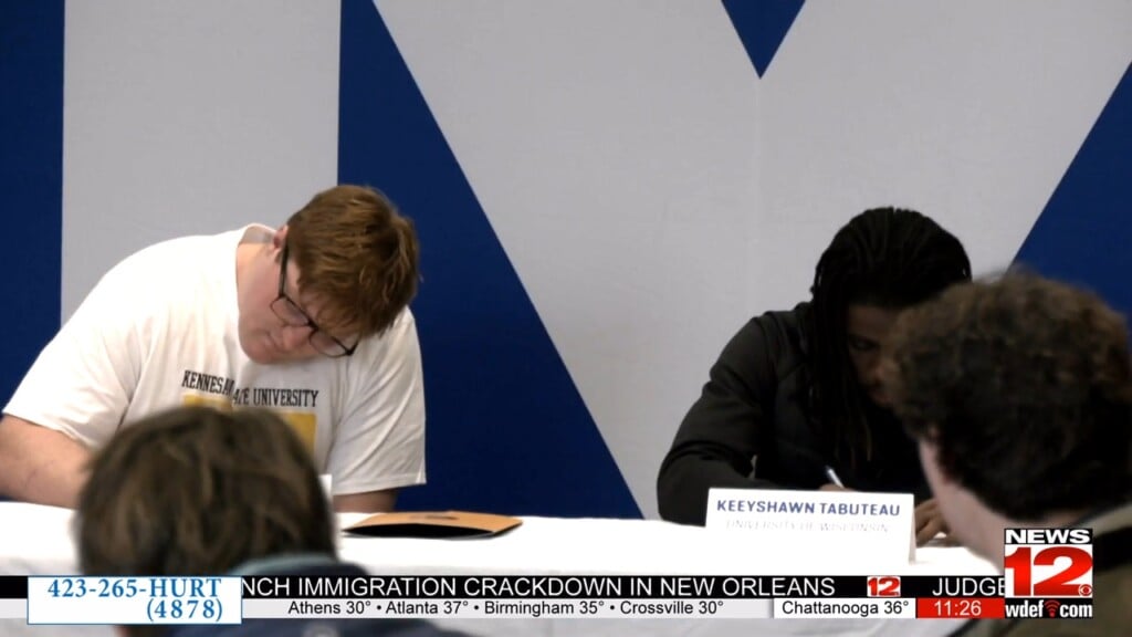 Mccallie's Cepicky And Tabuteau Sign College Papers