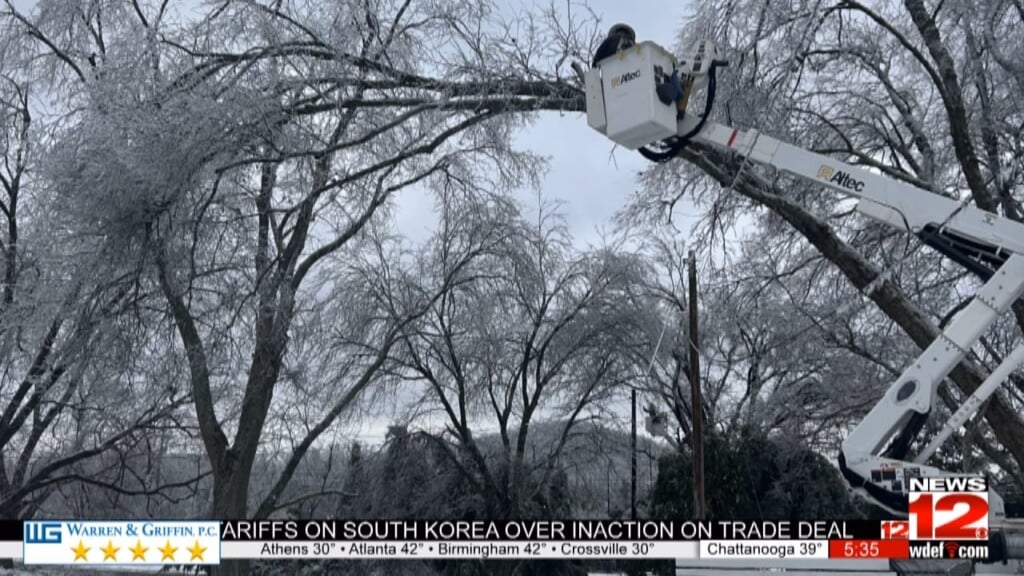 Electric Crews Answer Extra Call