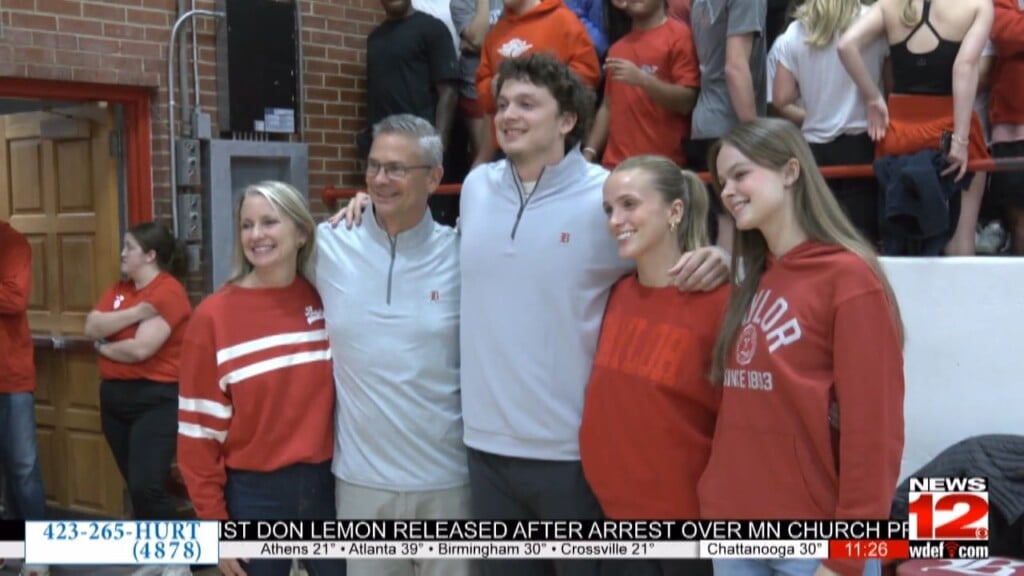 Baylor Retires The Jersey Of American League Rookie Of The Year Nick Kurtz