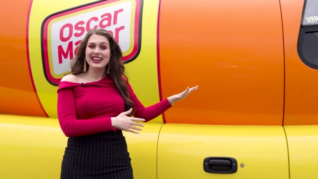 Behind The Curtain: The Oscar Mayer Weinermobile