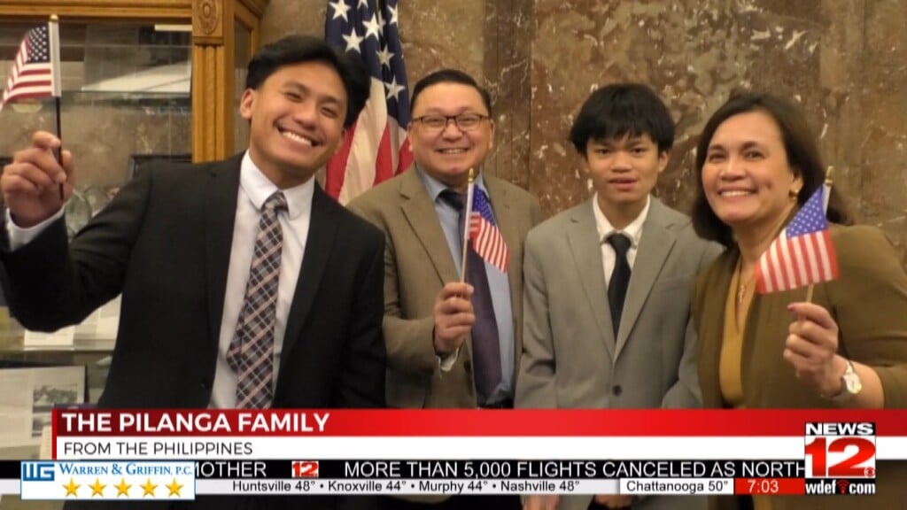 More Than 100 New Citizens Sworn In During Naturalization Ceremony