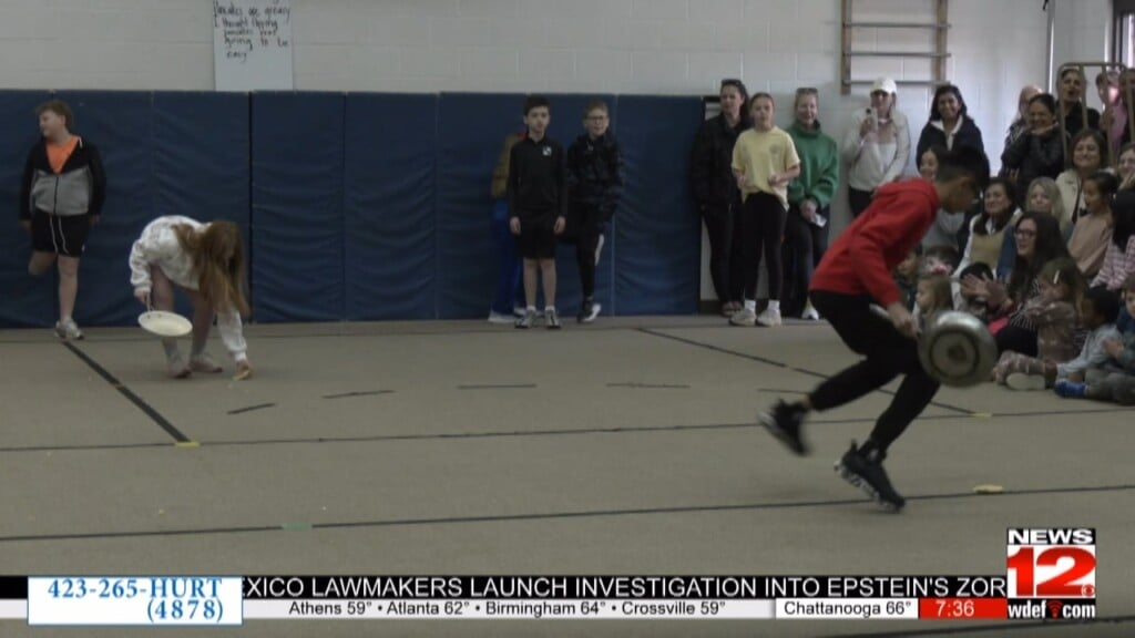 Pancake Race Celebrates Shrove Tuesday