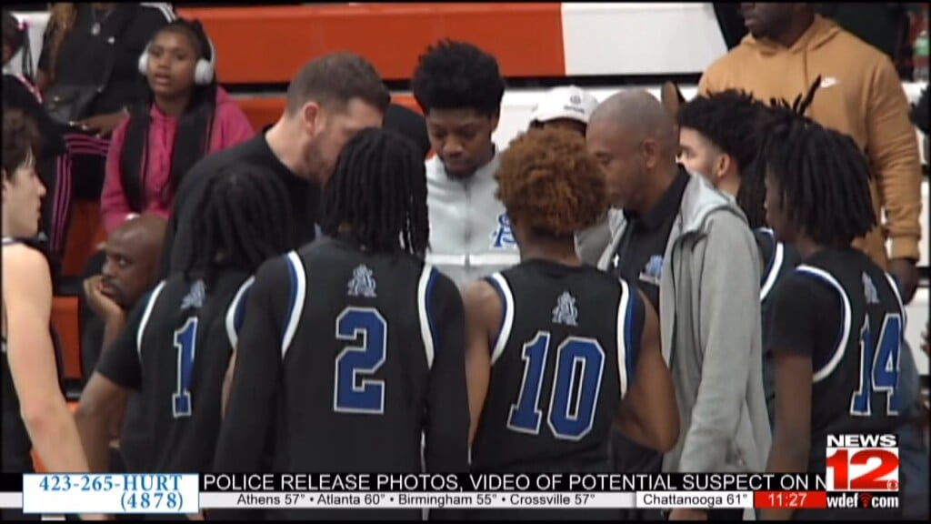 East Ridge Defeats Csas 66 64