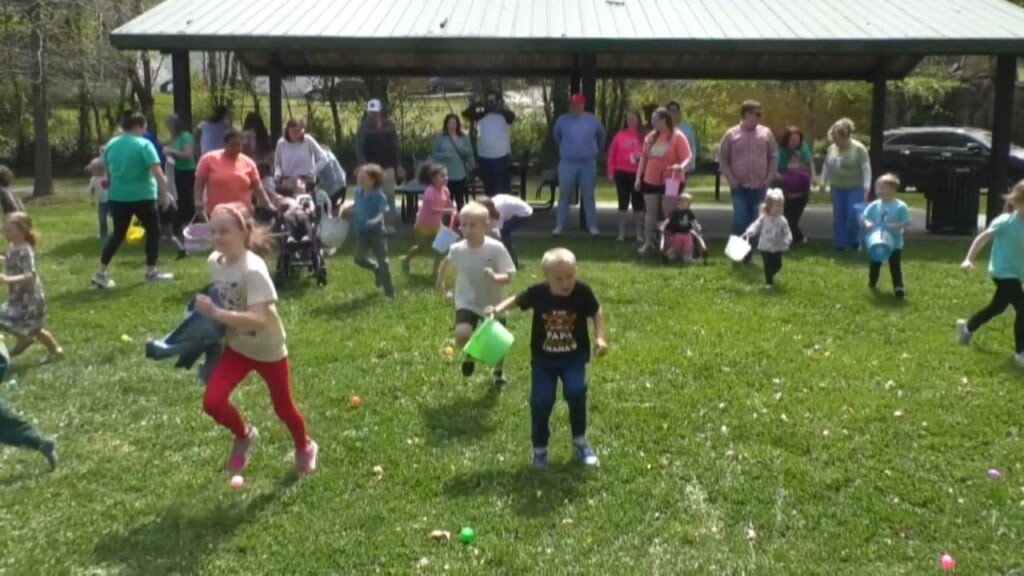 Chattanooga Trach Families Host Easter Egg Hunt At Riverview Park