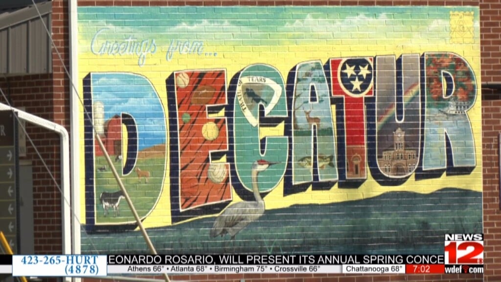 Governor Lee Stops In Athens And Decatur