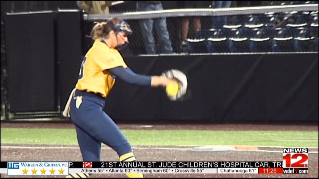 Mocs Rally To Beat Western Carolina 7 6