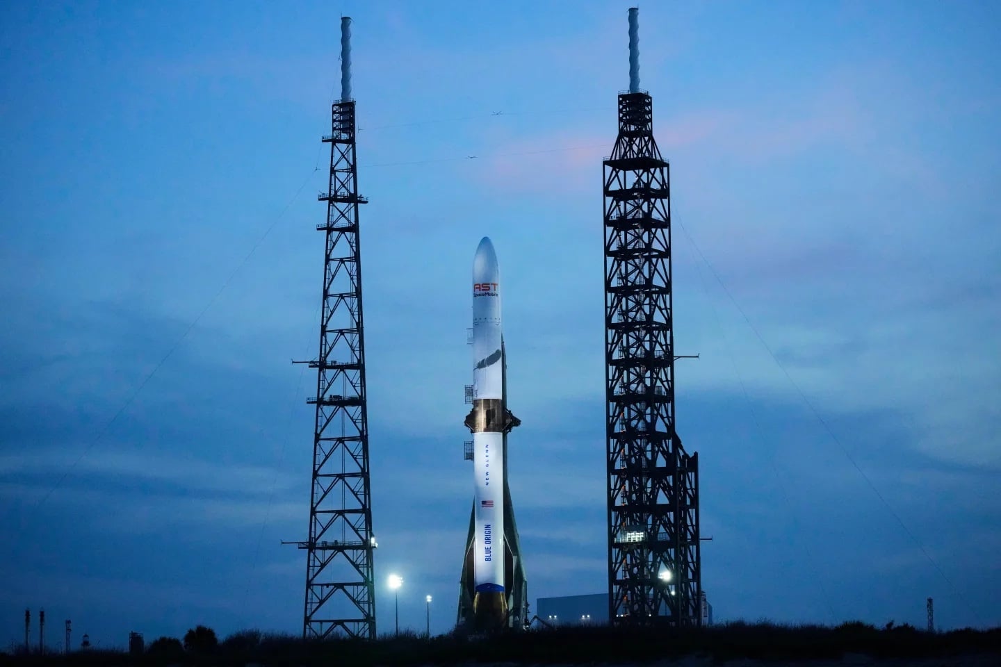 Key Launch Blue Origin says rocket explosion spared fuel tanks and key launch pad ...