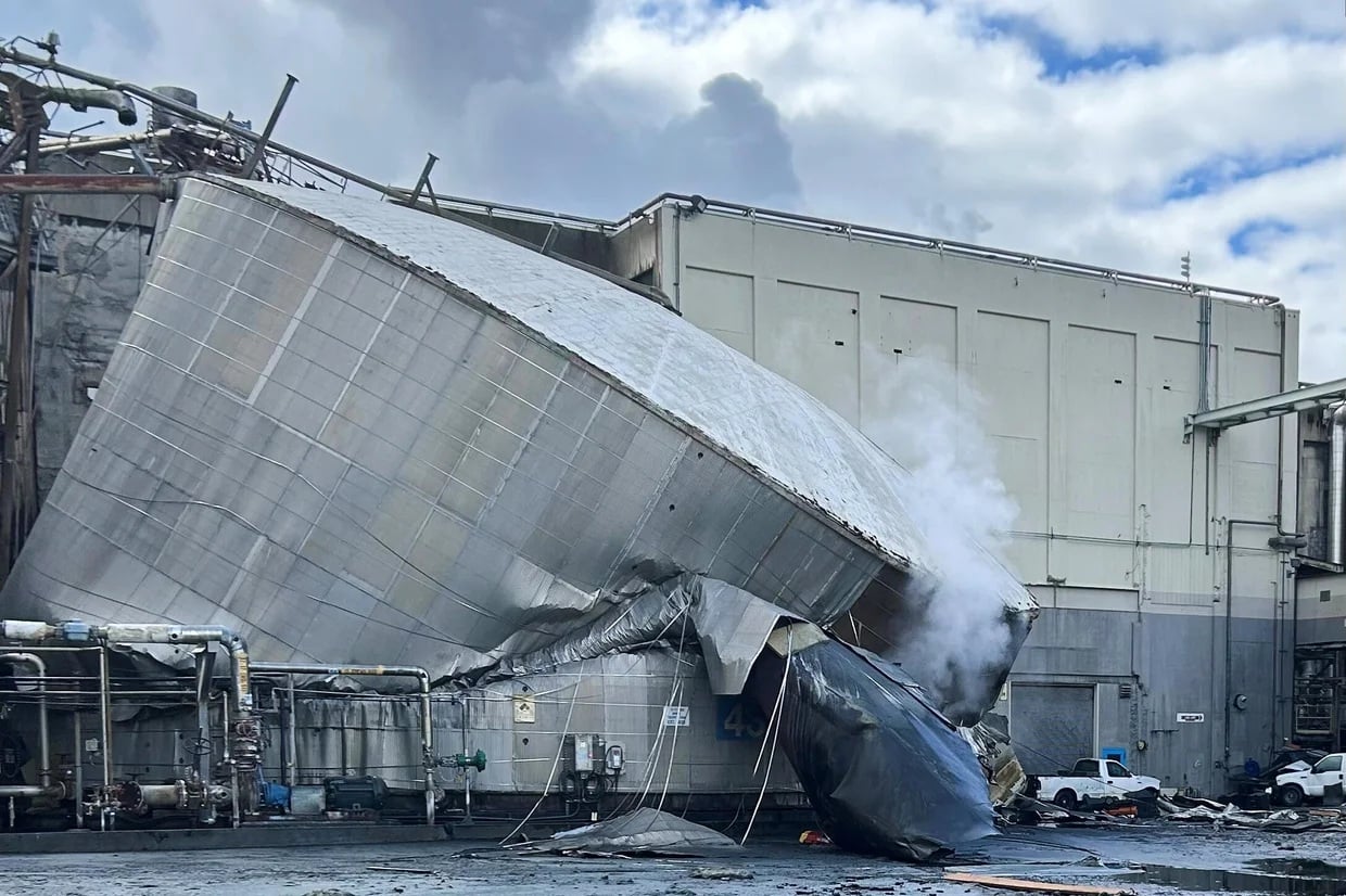 6 of 9 bodies recovered after chemical tank implosion at Washington state paper mill