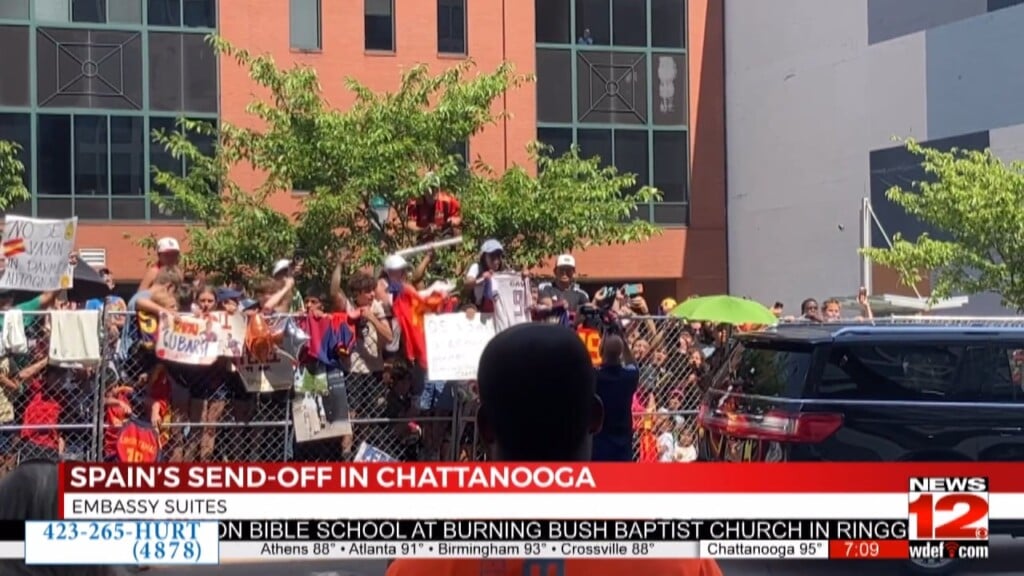 Spain Departs From The City Of Chattanooga Heading To Los Angeles